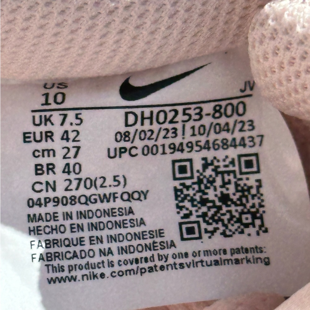 NEW Nike Womens Nubuck Court Vision Low Casual Sneaker - 9.5 - Picture 9 of 9